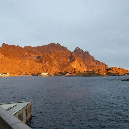 Leilighet Med Fantastisk Utsikt Henningsvær Exterior foto