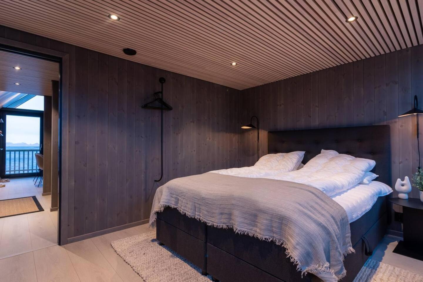 Leilighet Med Fantastisk Utsikt Henningsvær Exterior foto